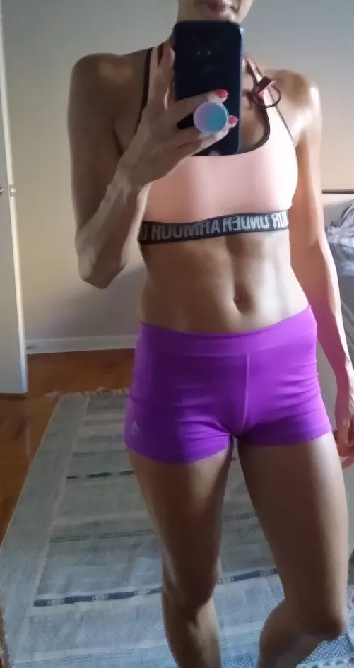 Hey, no BS title. I love to fuck and am always ready. I stay fit to keep your cock hard.  by formygirlfriendvip