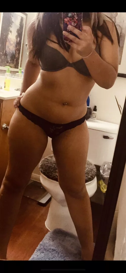 Honest opinions! Am I your type? by yourhoney8