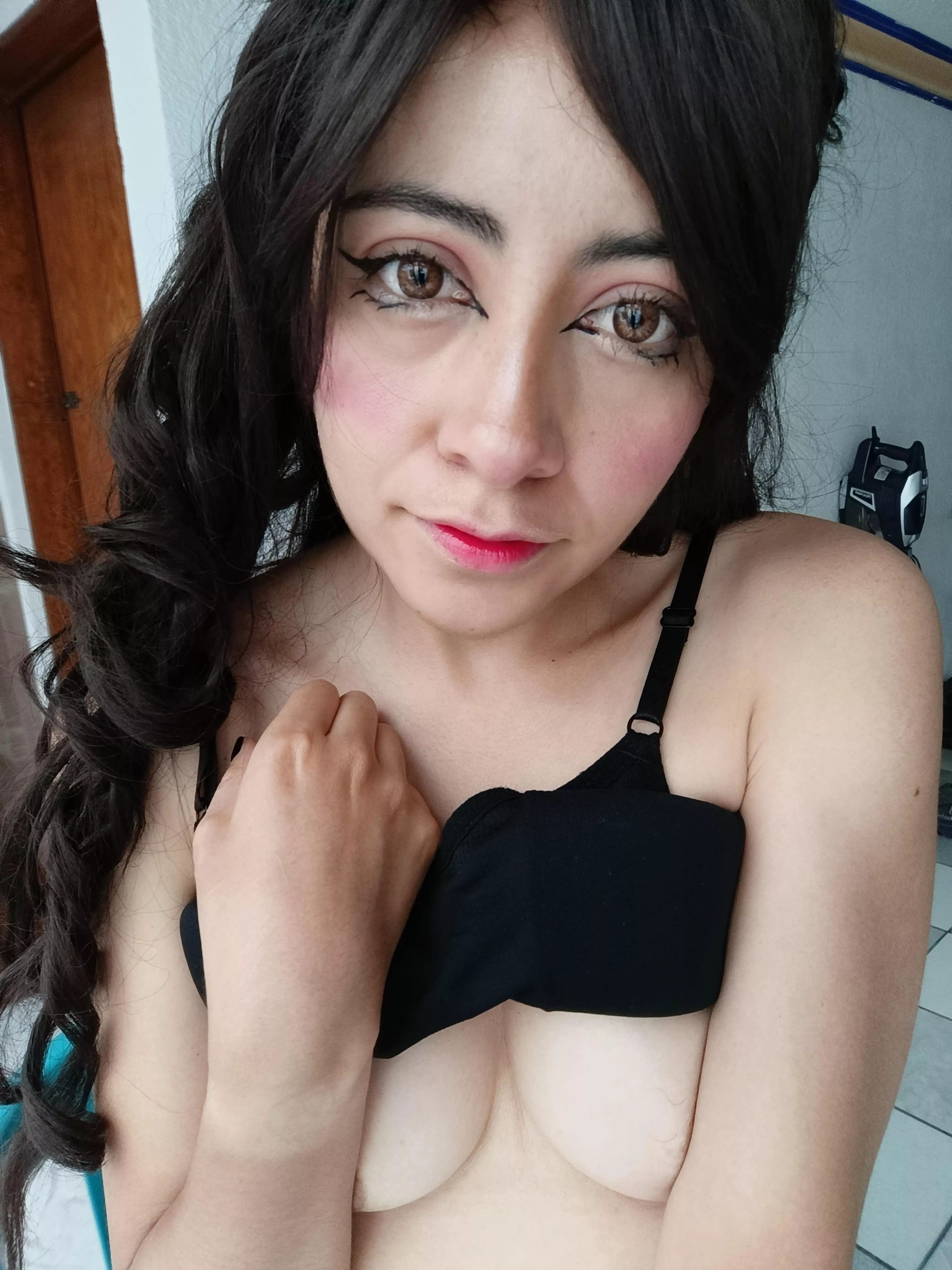 I can be yours on my OF :3 posted by Dianzlov