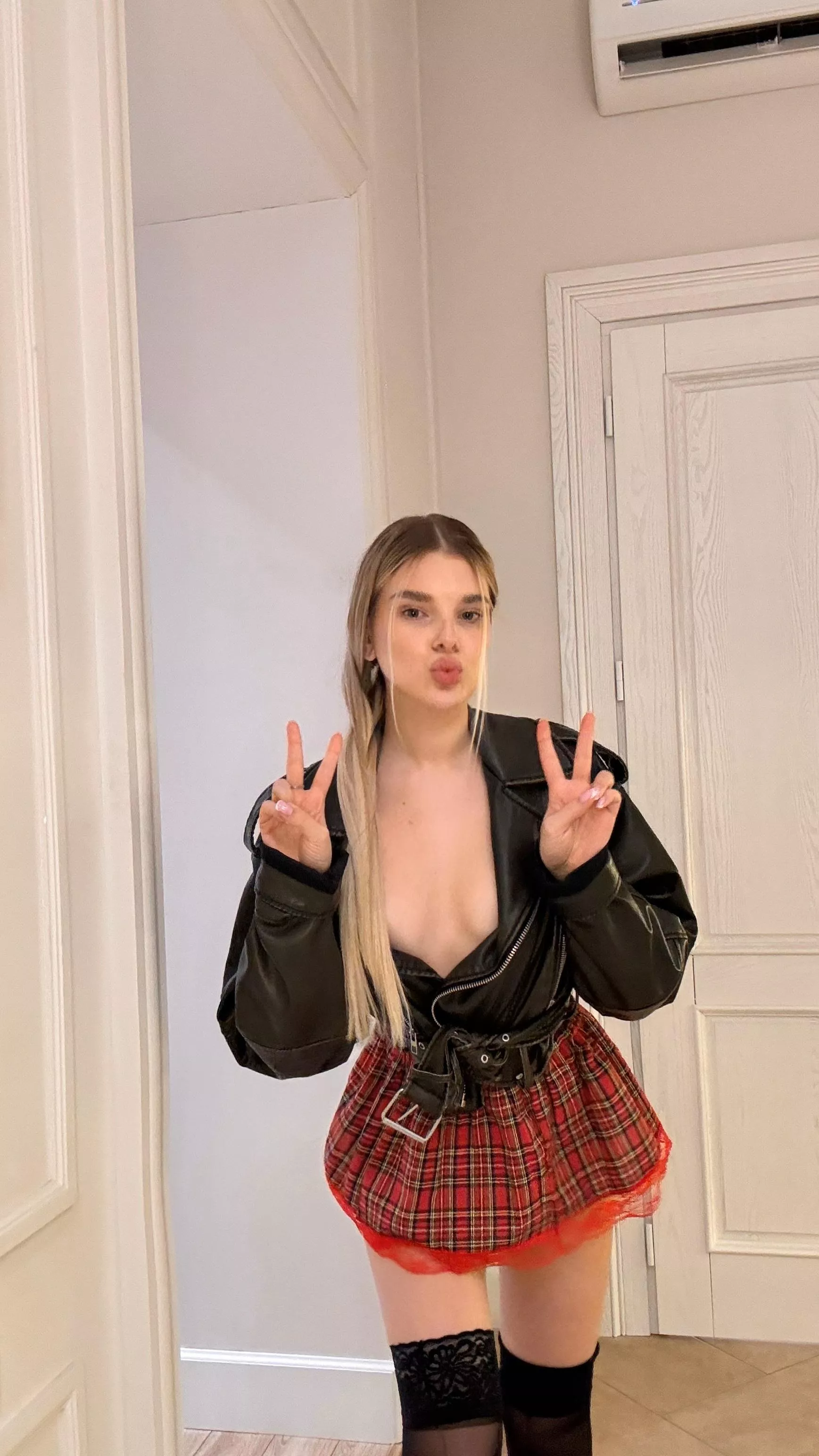 I signal you with kisses so that you don't drive past me. posted by lygosomapetalage25