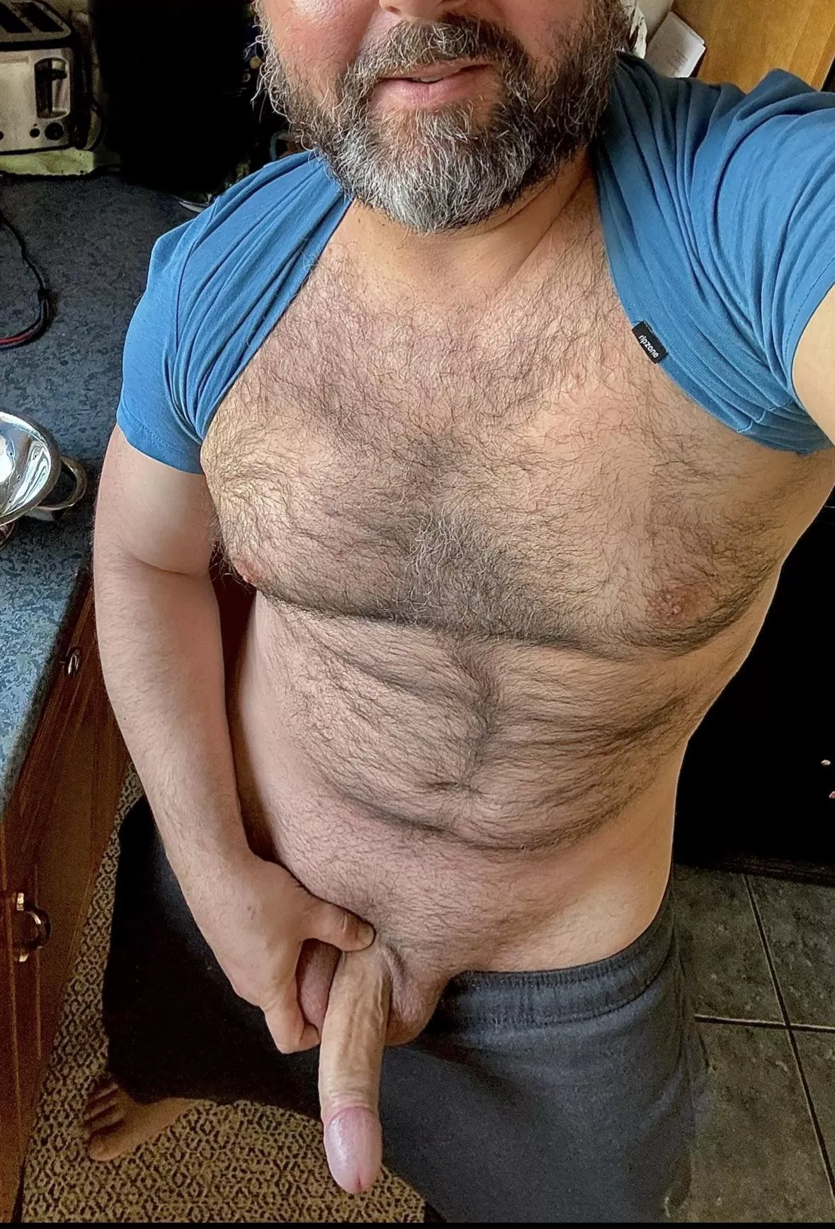 If you join me in the kitchen, I’ll feed you something very tasty. posted by Thickncomfy