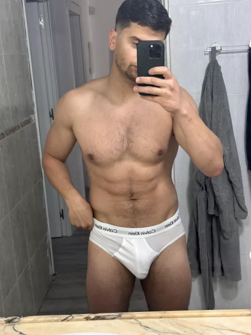 I’m looking for new gym buddy by realisiwak