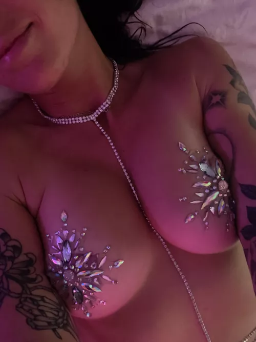 ISO: pasties removal service  by kinkypotato69