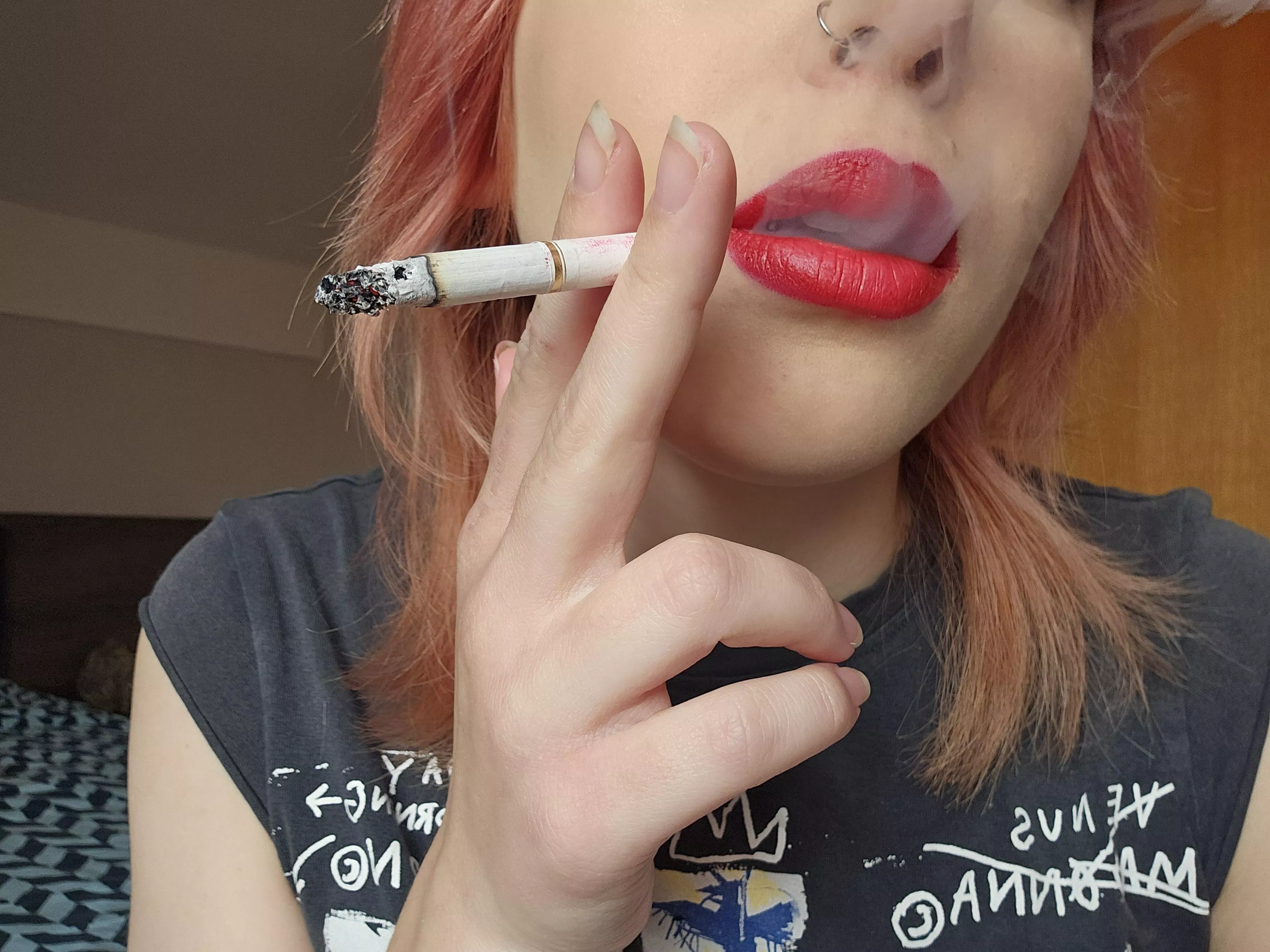Join me for a smoke posted by HaileyNSFW