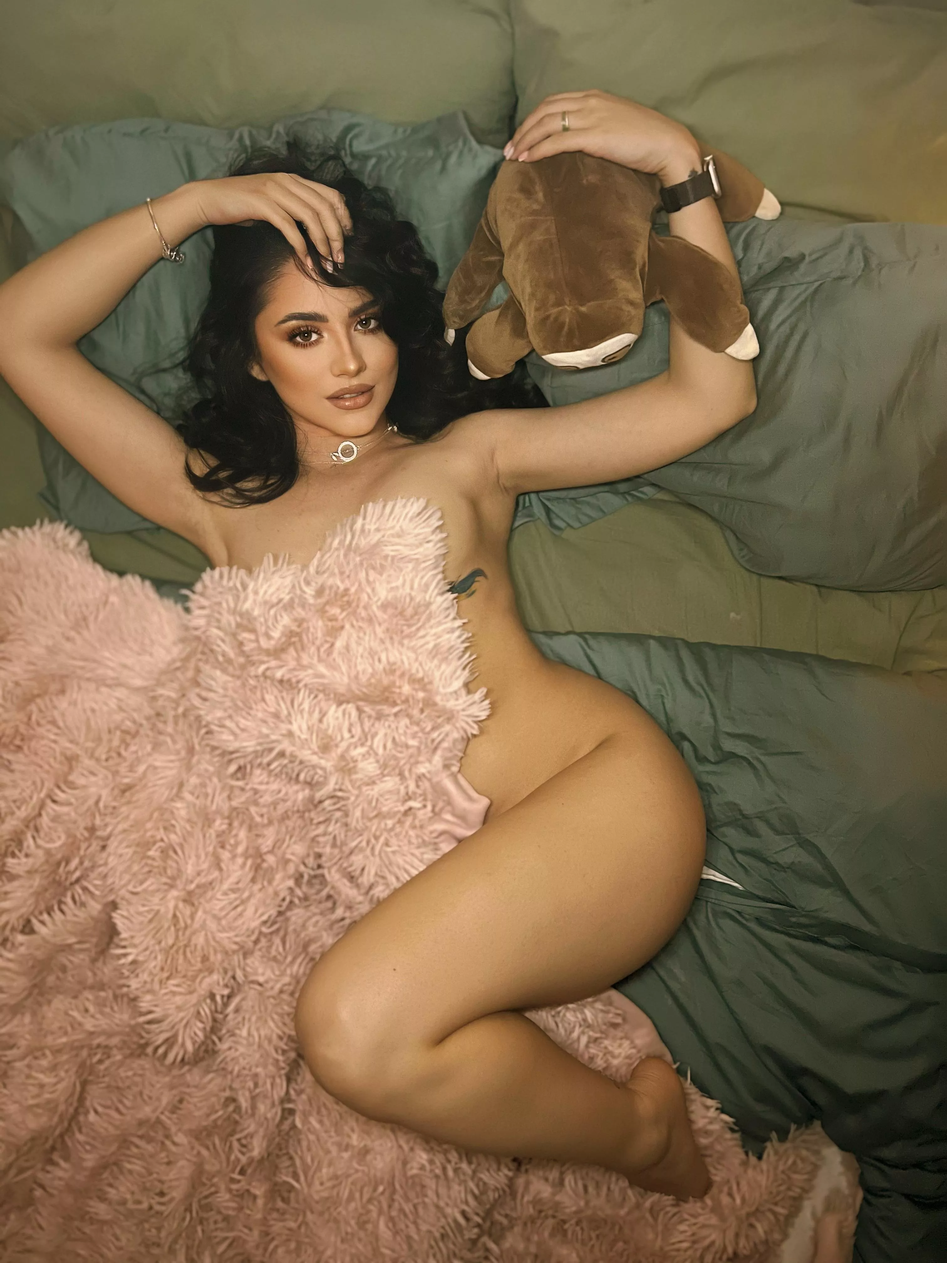 Living my own fairytale, villains beware 🏰👸
 posted by nerdyavaaa