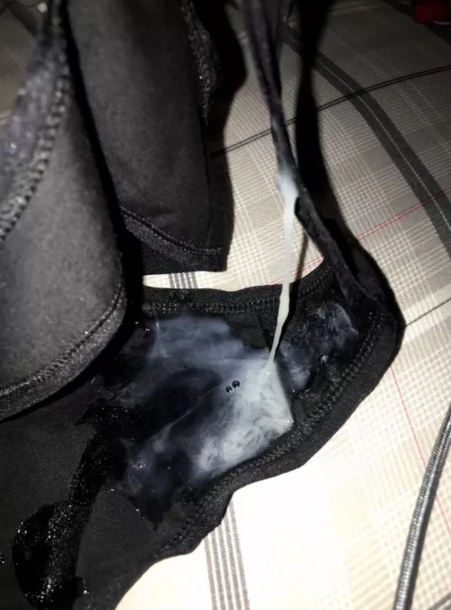 Love cumming in her dirty panties by DexterousHands