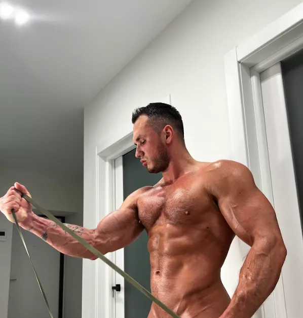 Morning warm-up posted by dylan_claes