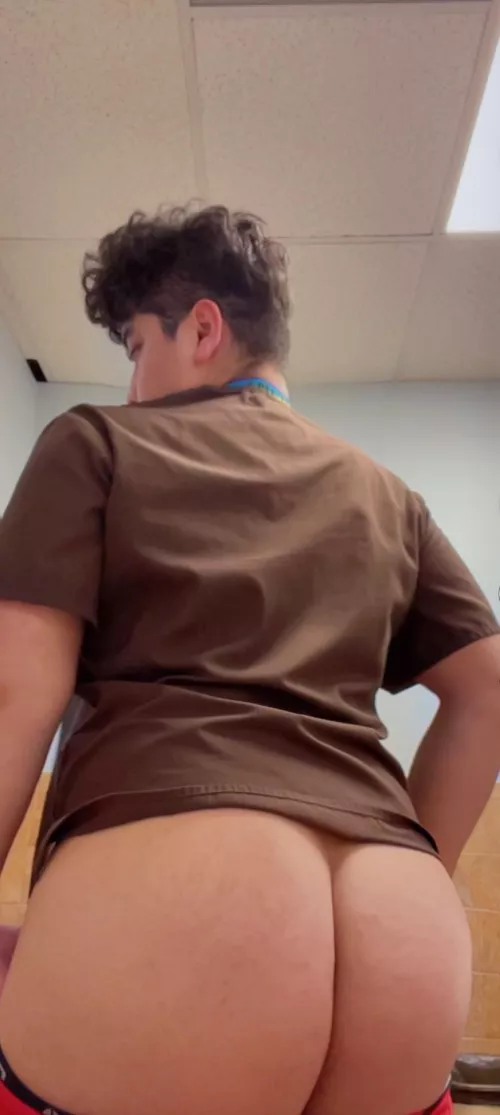 My ex told me my ass was ugly is it true? 😞 28 by Zealousideal-Loan967