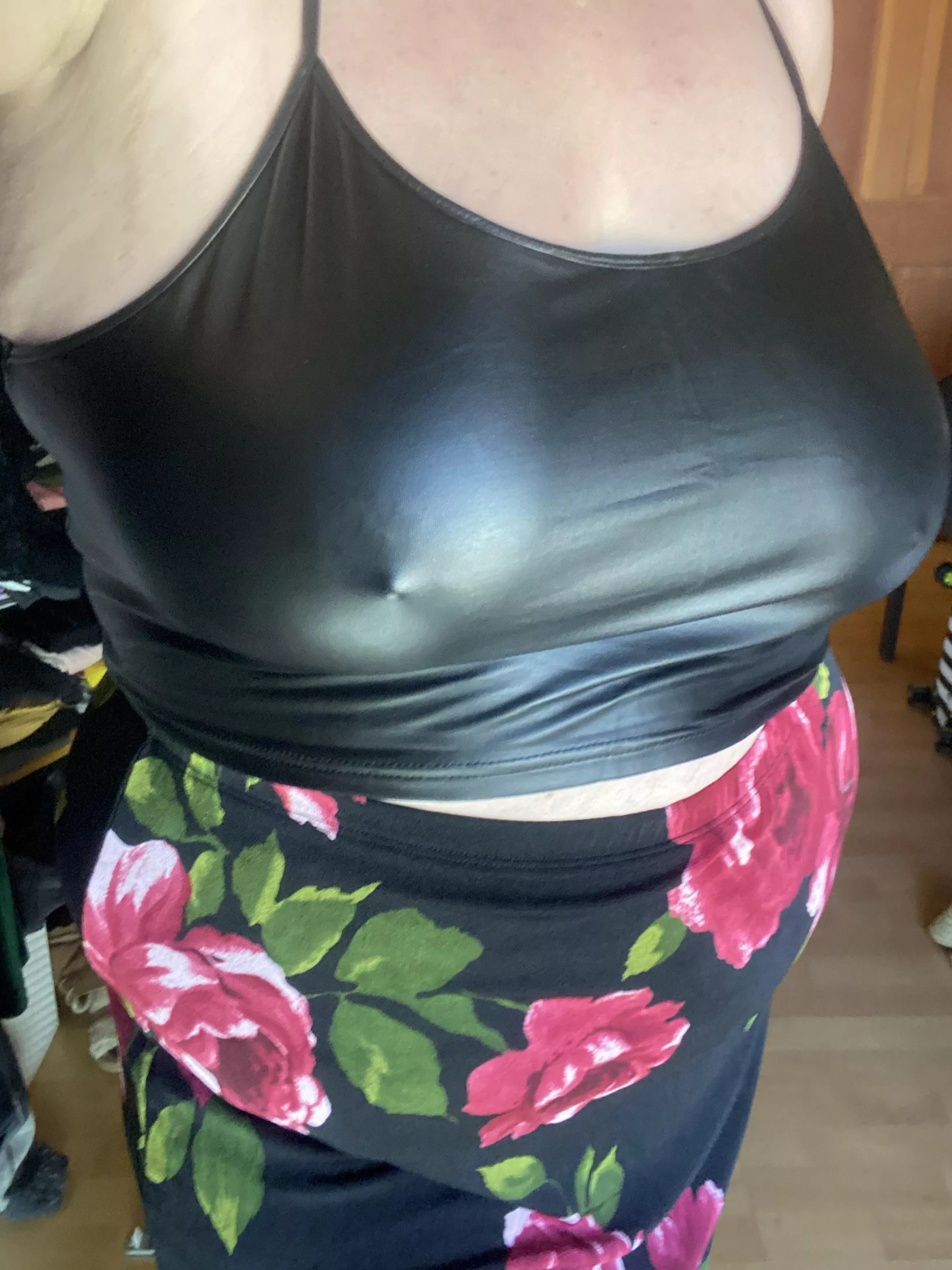 My leather crop top shows everything  posted by Eliza_wilcoxx