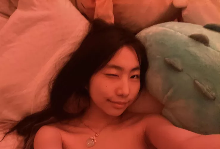 Rate me out of 10? by lycheecheebb