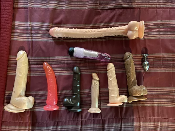 Say hello to my friends.  by Candie99