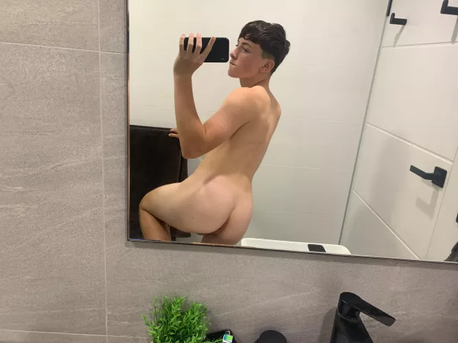 smooth verses add me xx lucas_monks20 by PrestigiousProfile10