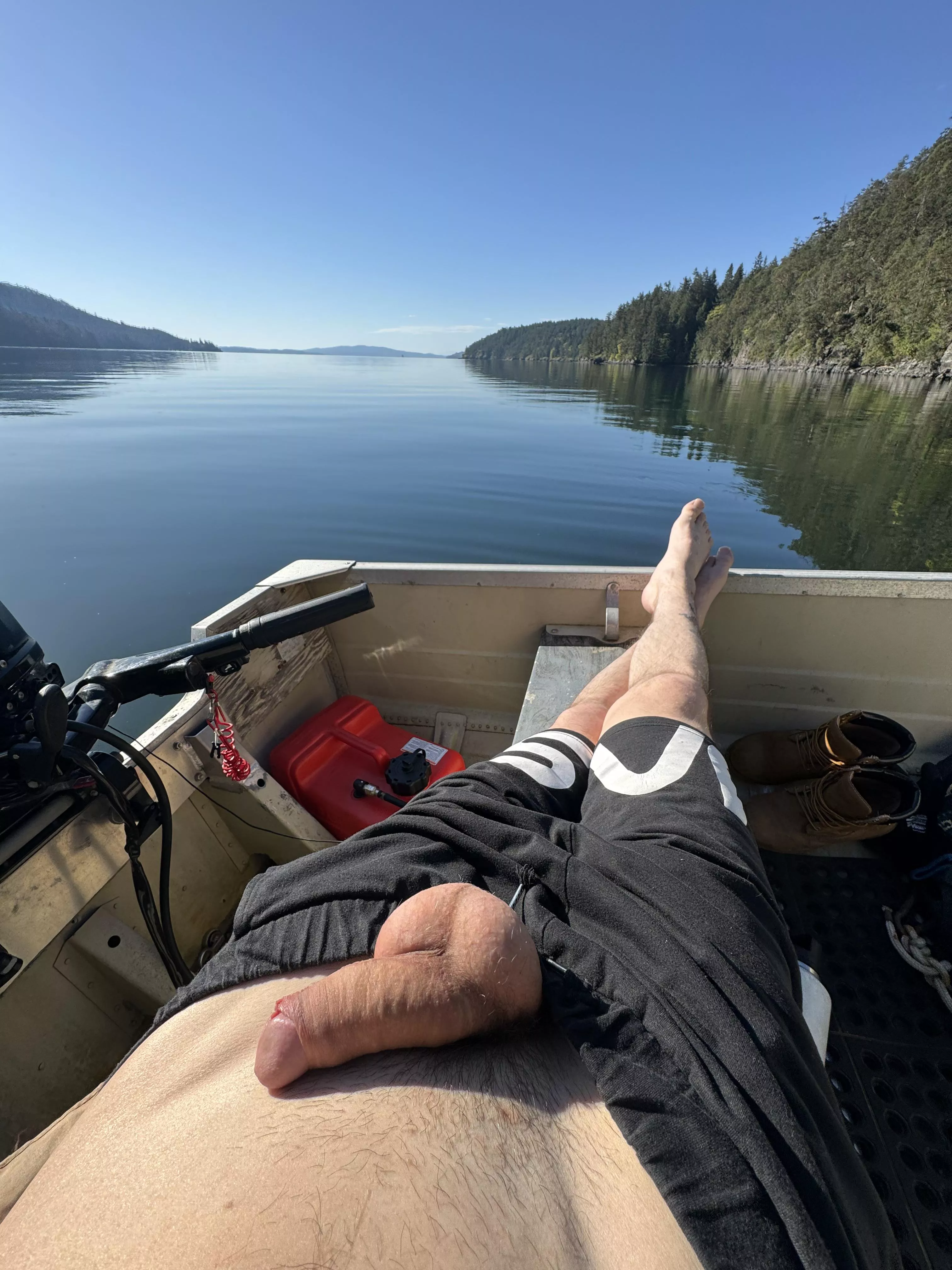 Softie On A Boat posted by Twoleftfeet01