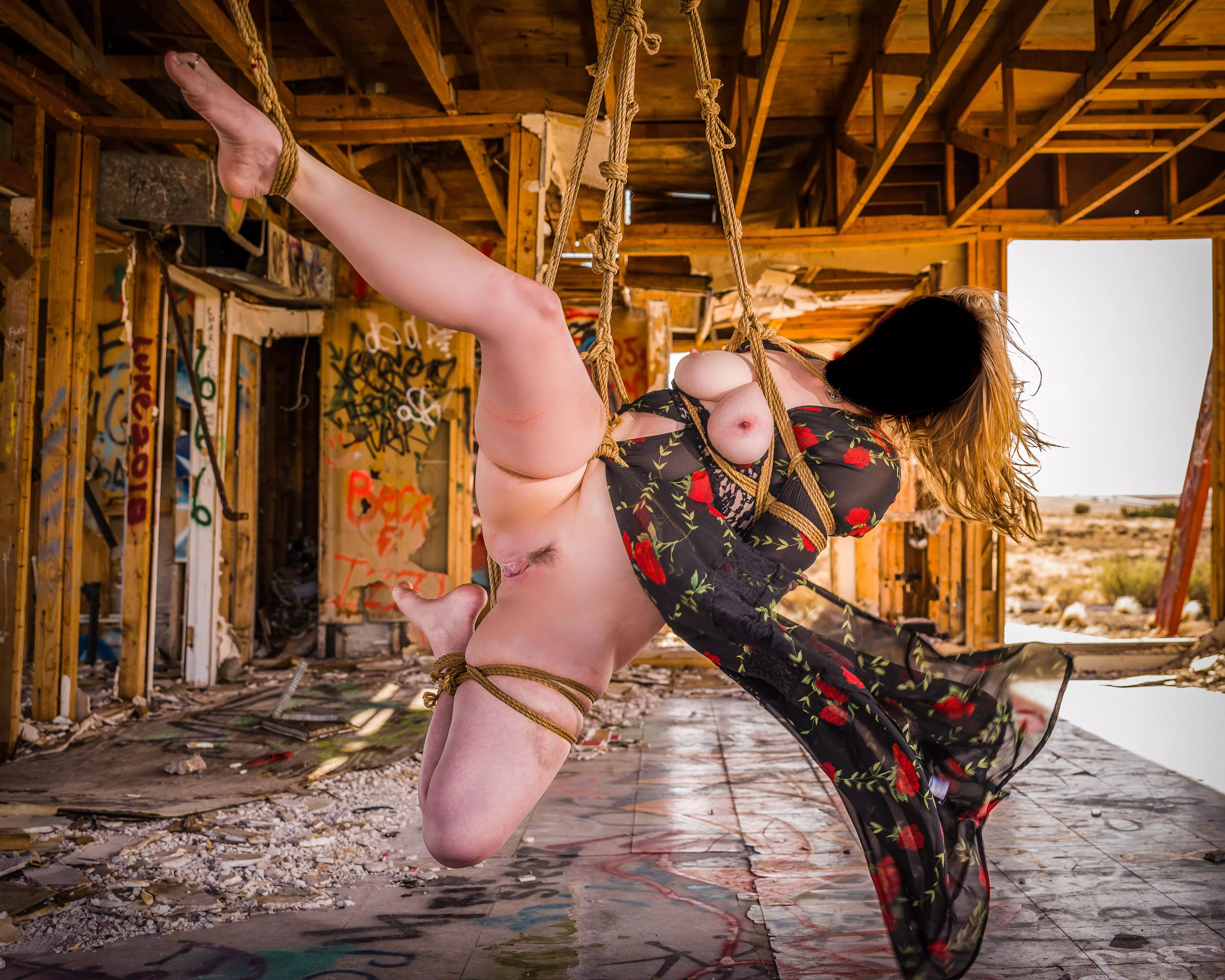 Spread in the breeze [F] oc posted by Stillawake1313