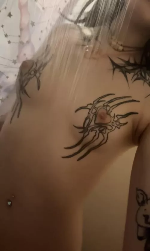 tatted and pocket sized  by xpetalxbunnyx9