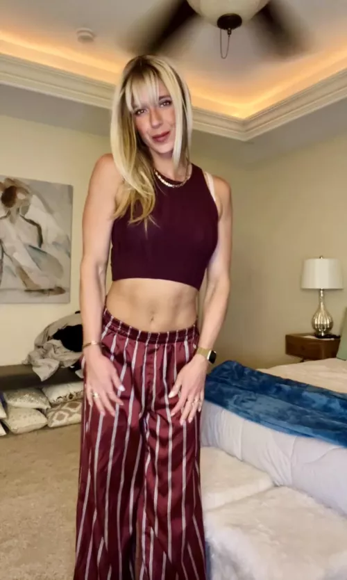 This might be my new favorite outfit. So comfy! by SavanahLinn