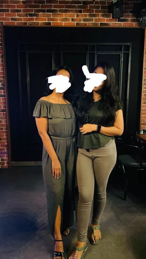 Whom to fuck like a slut and oiled up their body? by Msrkr