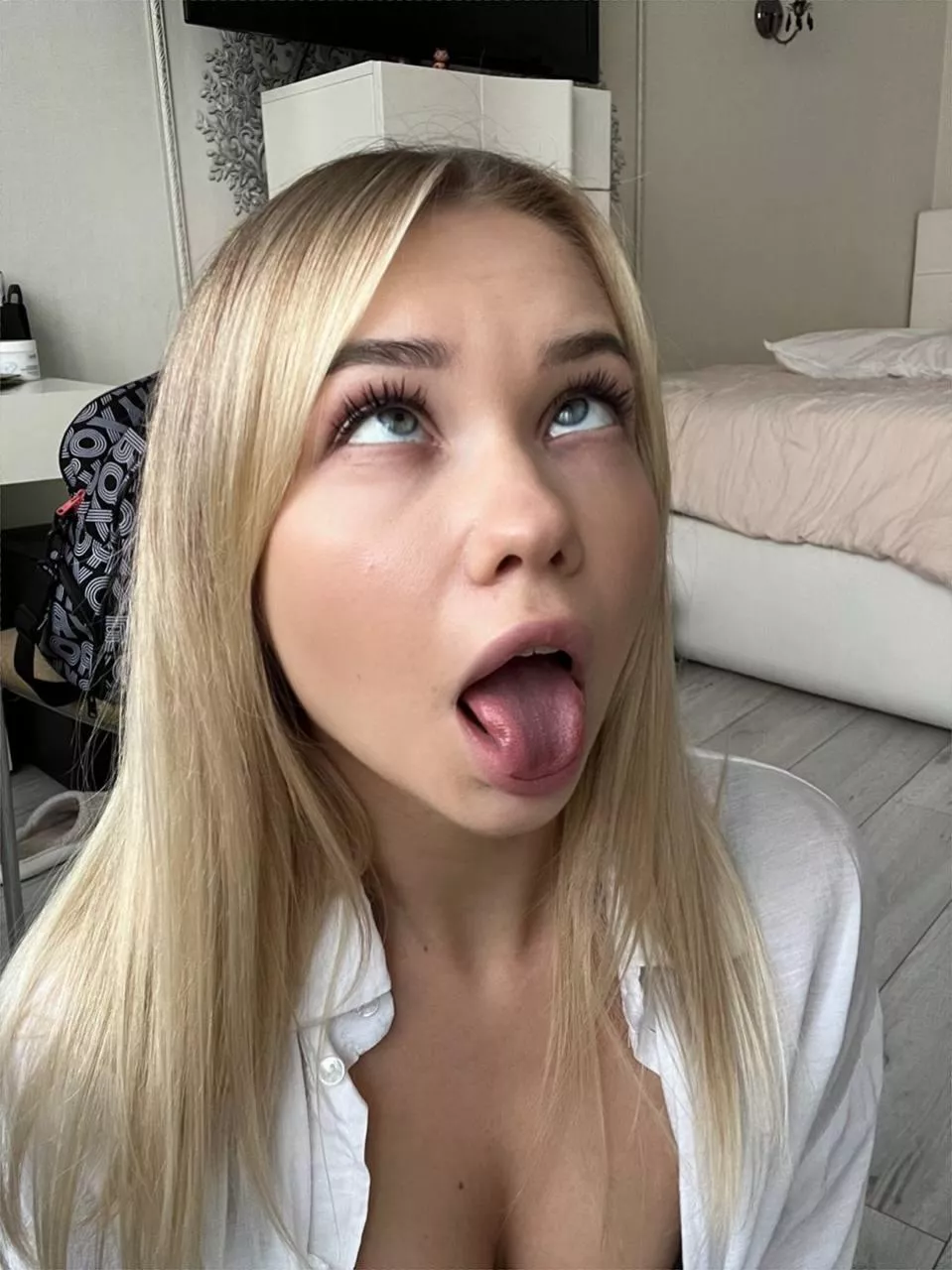 You can believe my tongue knows how to give pleasure posted by Emilyy_innit