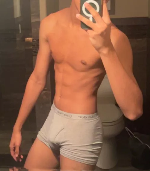 19 | looking for fit sub | @mnkyep by MonkeyRules05