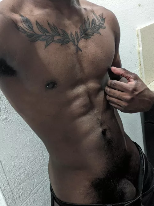 (20) Looking for Daddies, Hairy guys and etc by koukouy