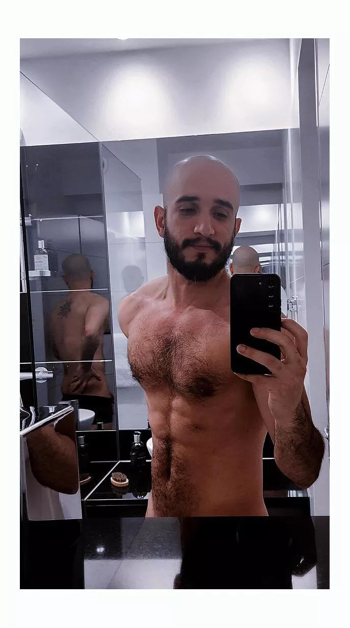 Am I your type or pqss? posted by Budget-Coat2184