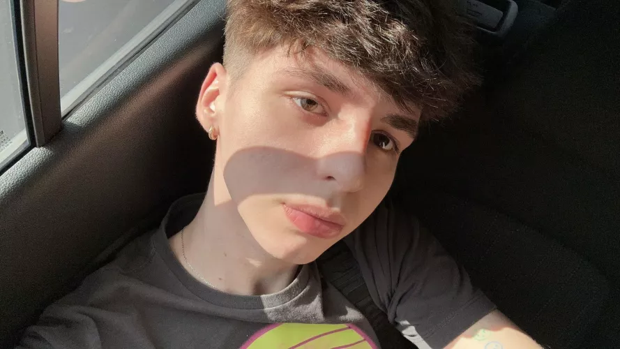 boring saturday haha by Sold_out33156