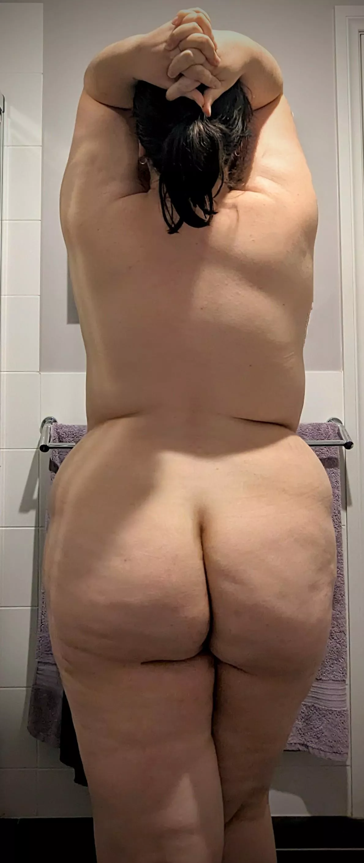 Break me 🥰 posted by australeah95