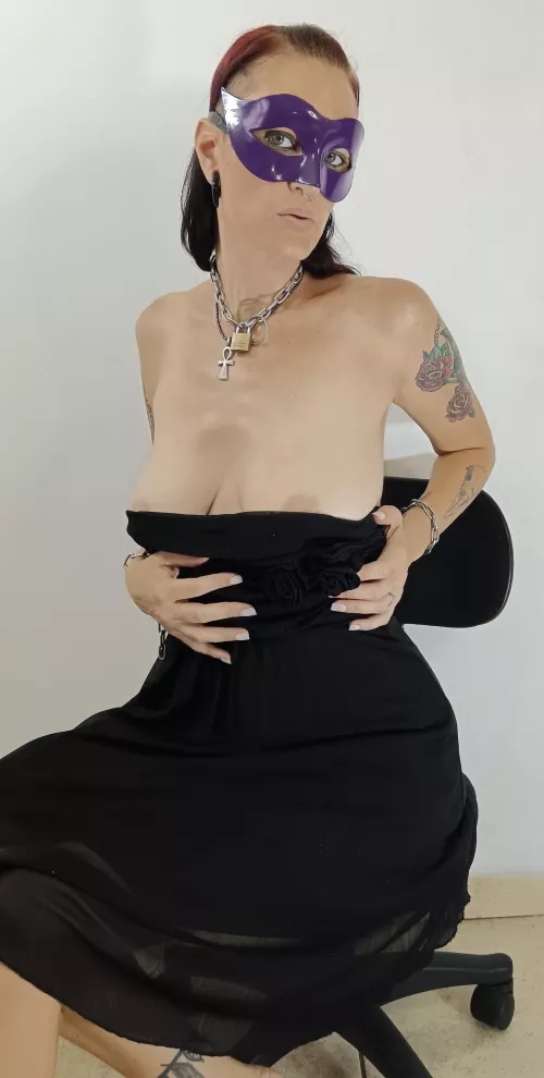 Collared and ready for work...  by Raven_rsa