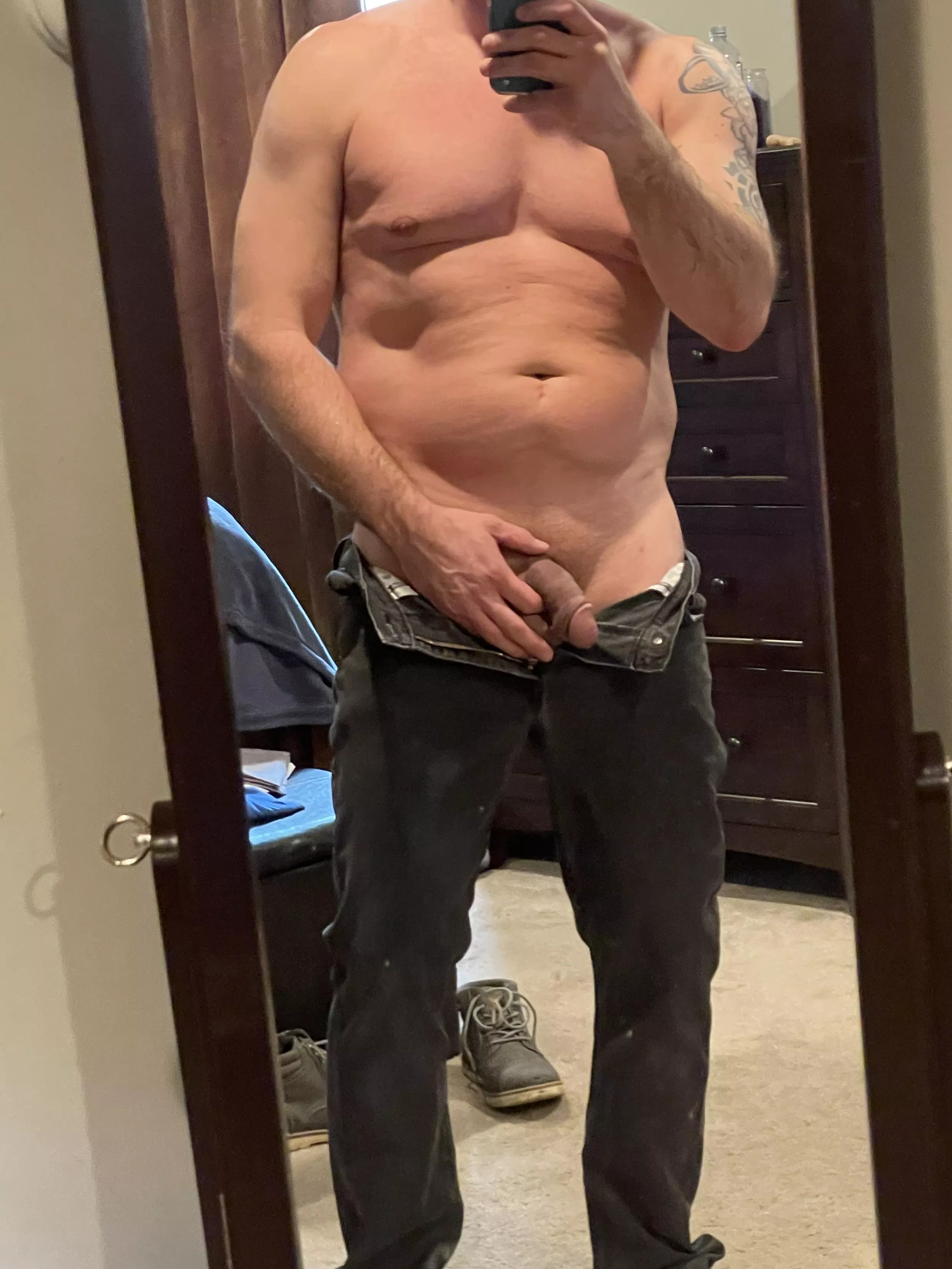 Dad bod alert (42) posted by Deeppockets41