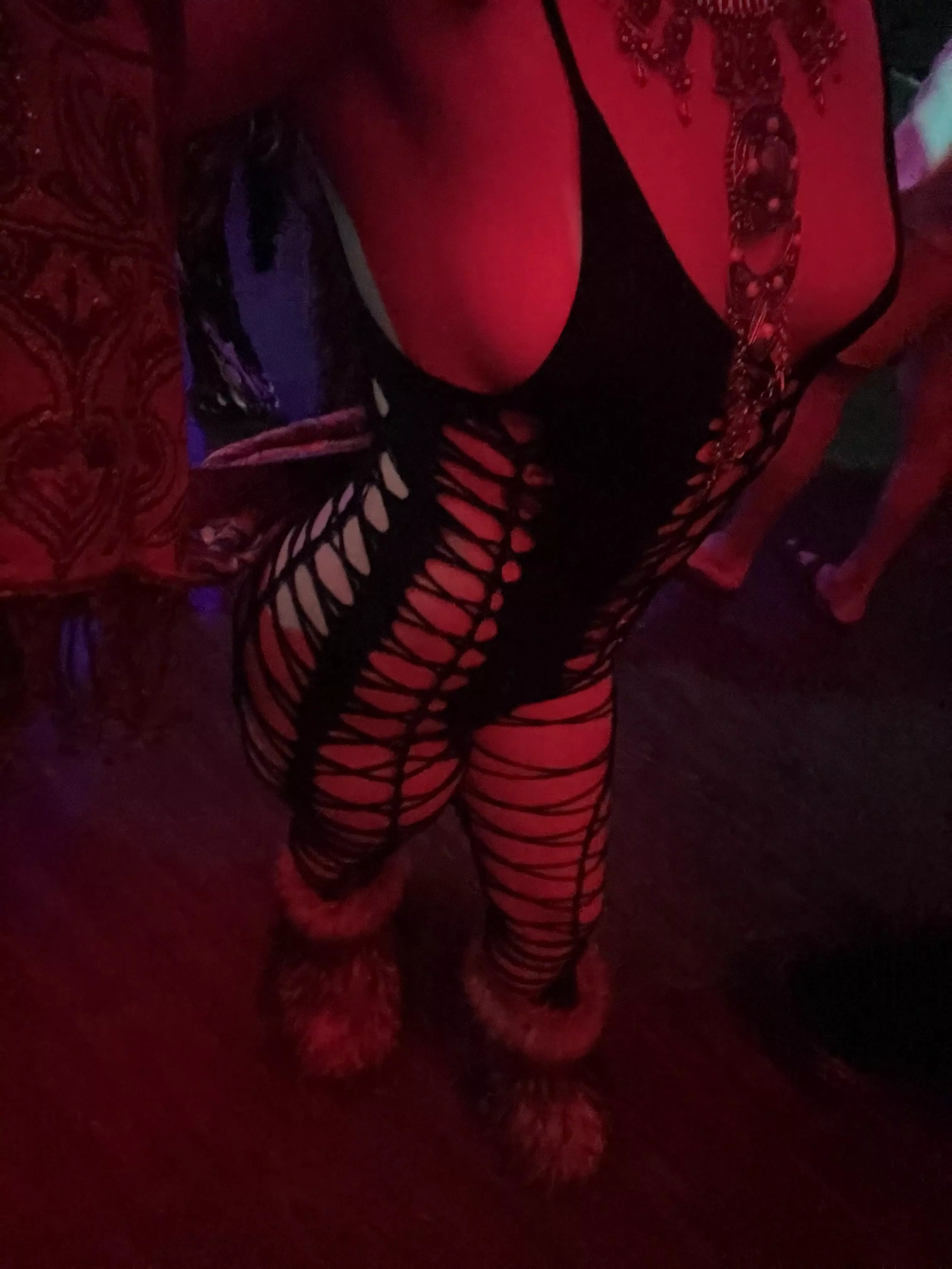 Dance with me? posted by Cherrybombimbo