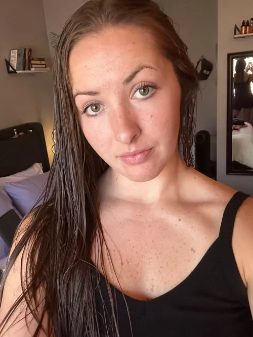 fresh from the shower, but maybe you can get me dirty again by cumwcourt