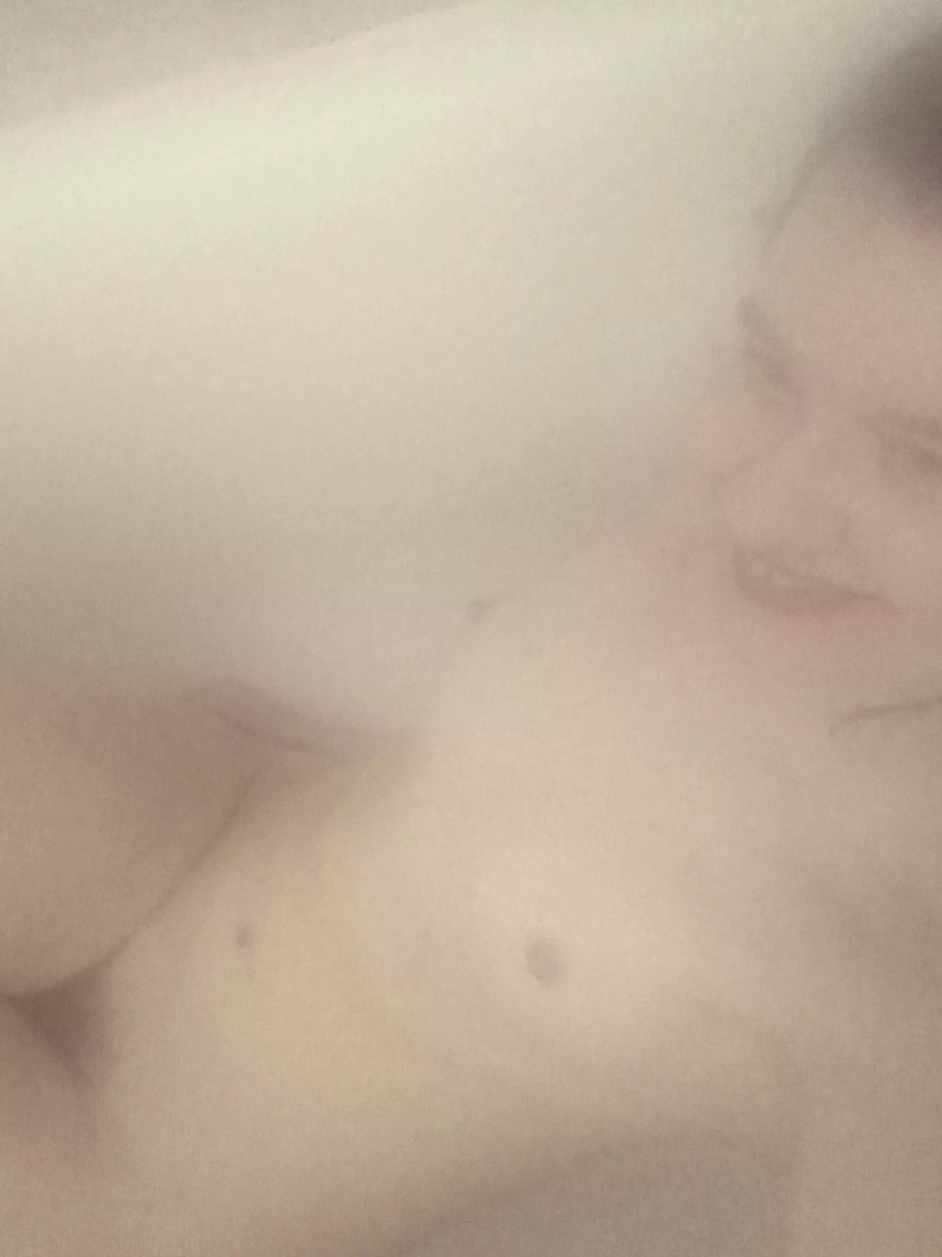 Girl naked in the bath posted by MariFesv