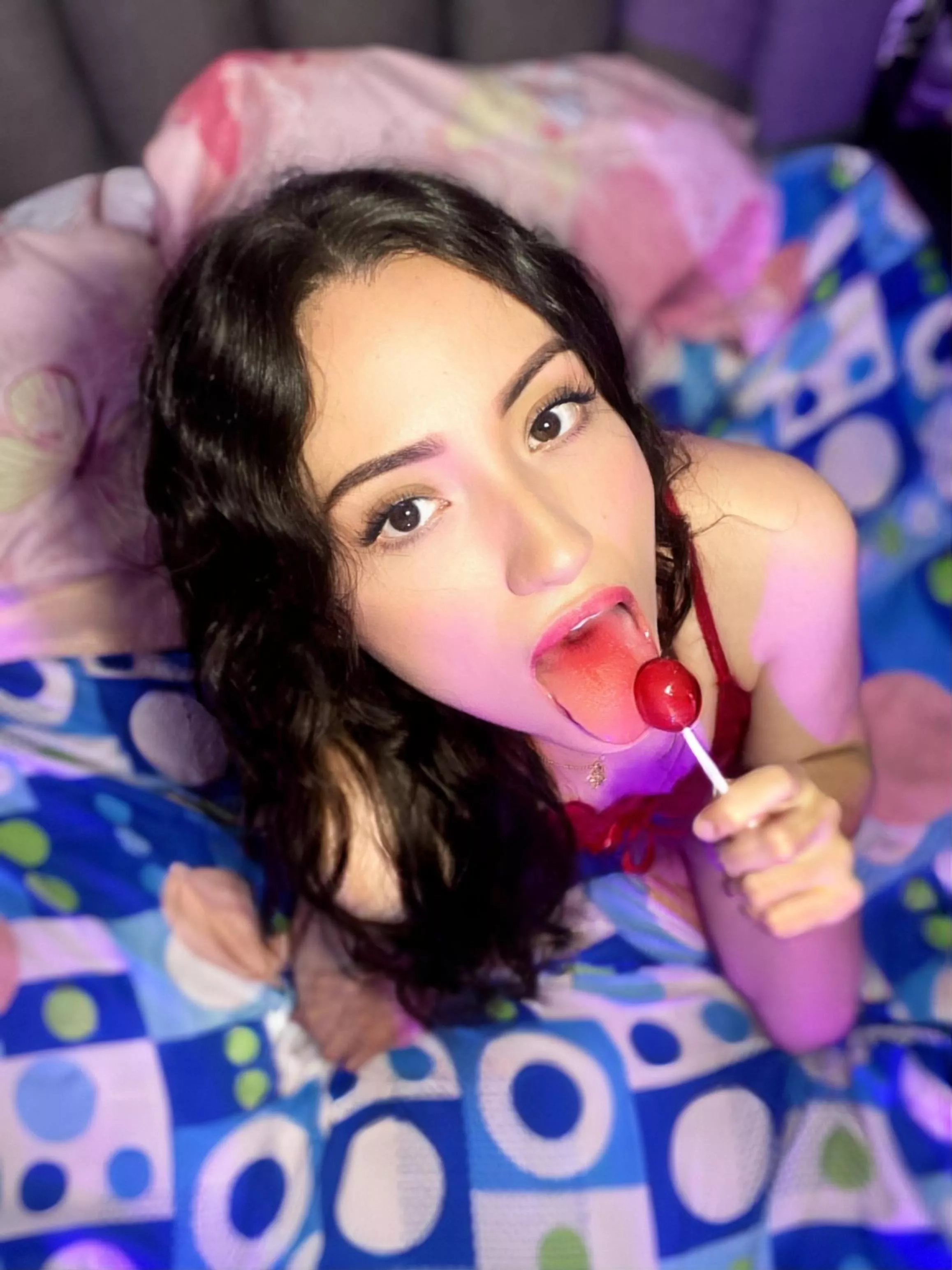 Gringos always taste the best  posted by MarmarMariana