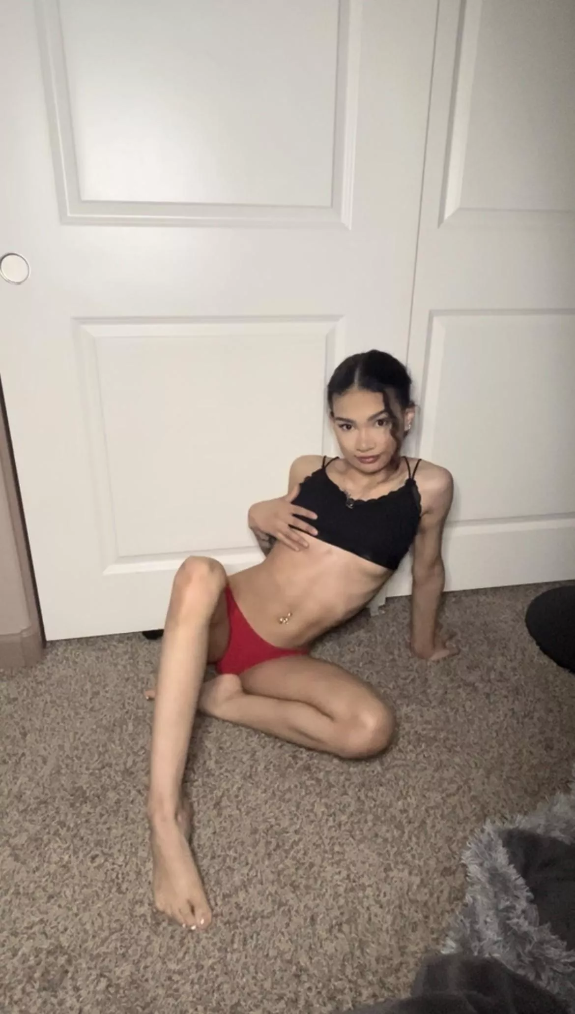 Having a thin frame isn't so bad posted by yourcutiegerman