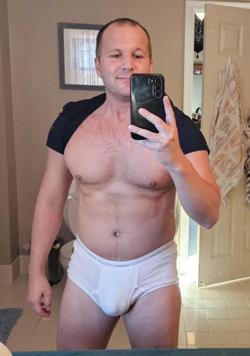 I like the fit of his other Hanes briefs better haha [38] by mbrf87