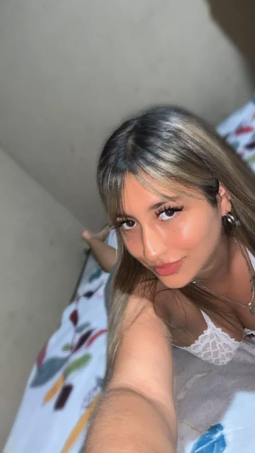 idk why.. but ive always wanted to give a armpit job.. need a taker.  by pantster