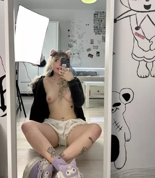 Nerdy [f] at your service :) by vick1wilder