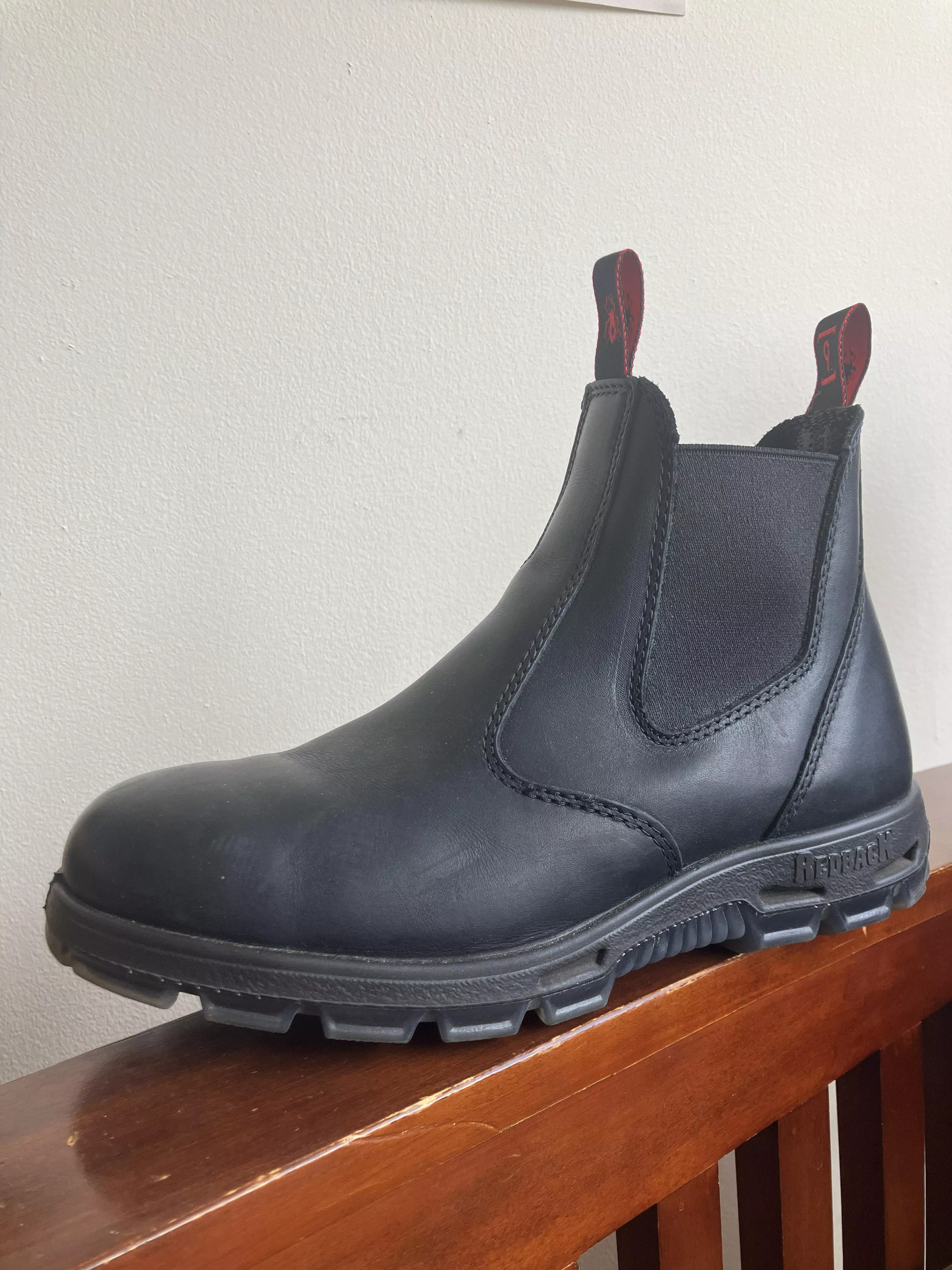 Redback boots elastic issue posted by thelastgreystoke
