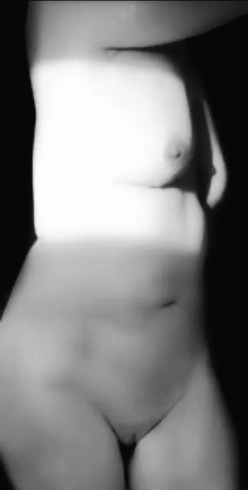 She’s an artist! by justlookingtogetsome