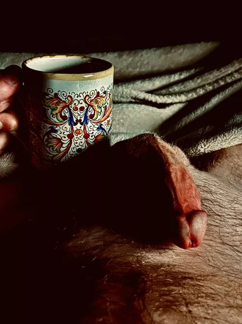 Sunday morning. John is in the wash by mufasjg