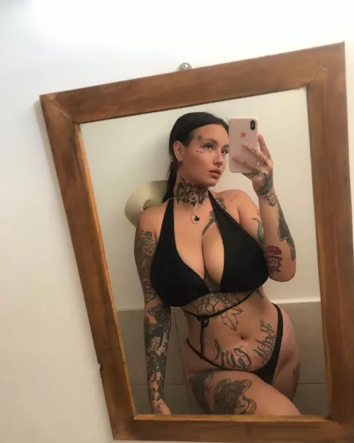 Tatted by Juju_pudding