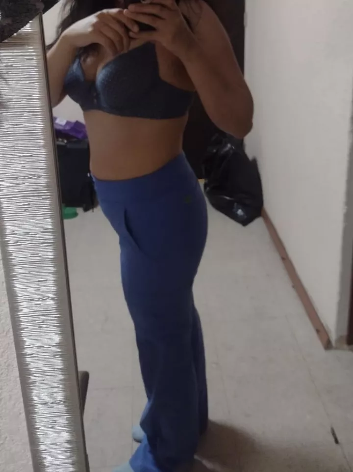 That's how cute my butt is i'm scrub  posted by eith_draekghot