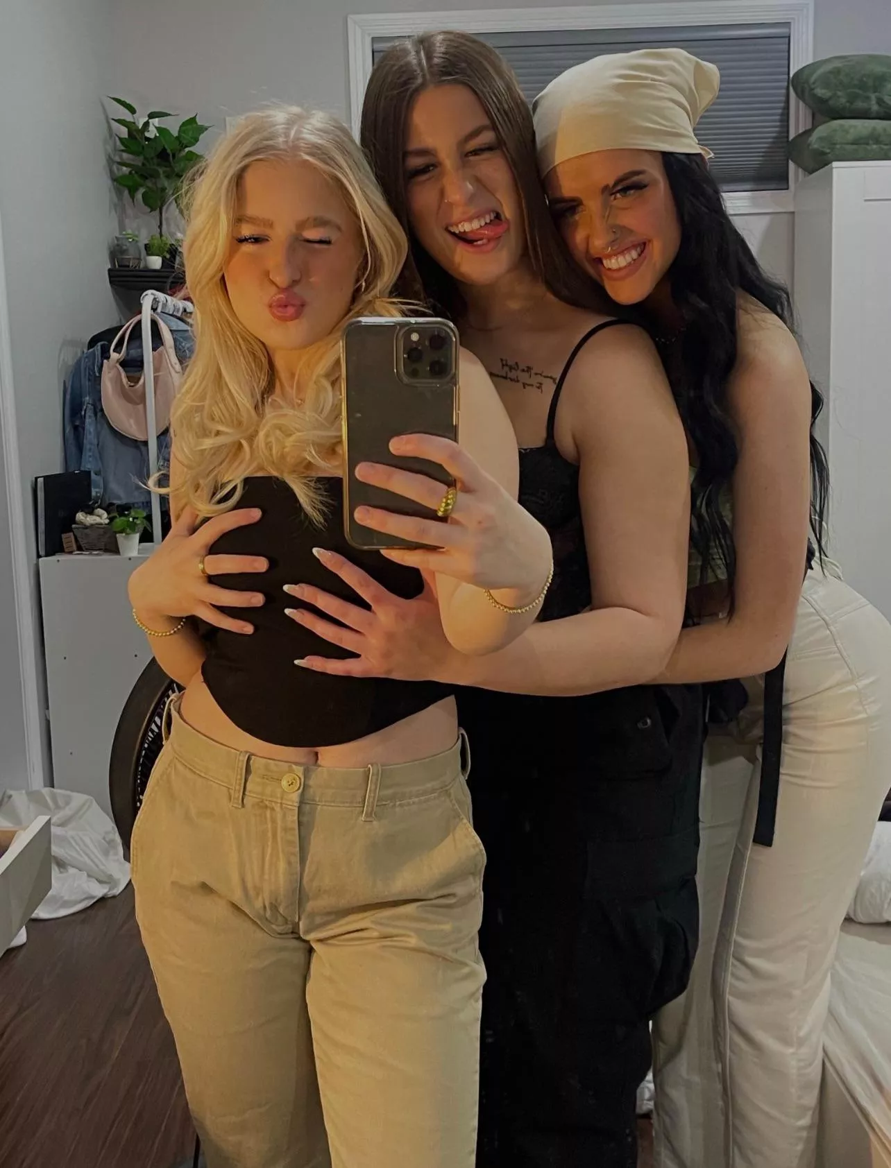 Who? [3] posted by OkAirline6657