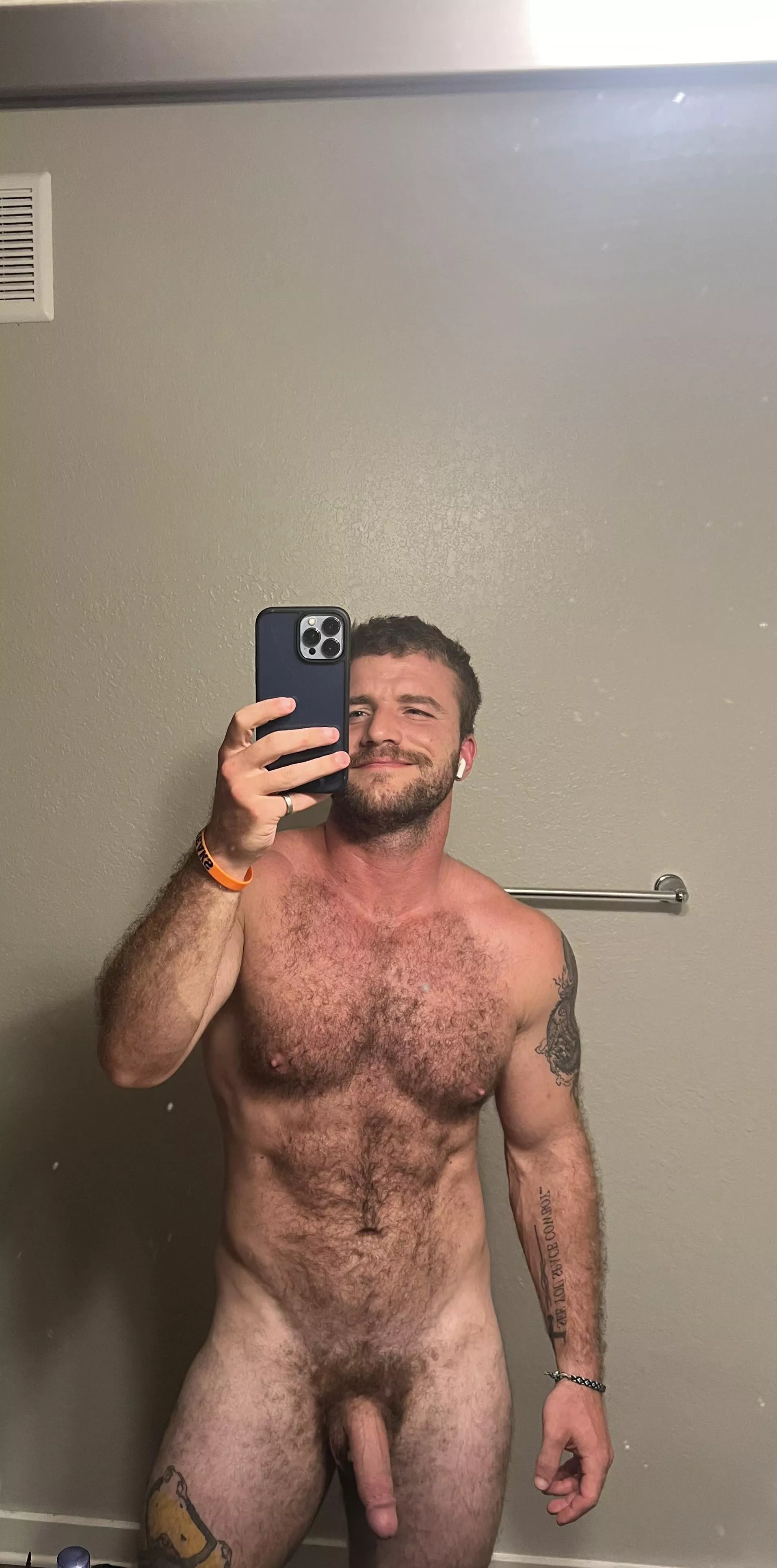 Who’s got an extra set of hands  posted by optimusfiner