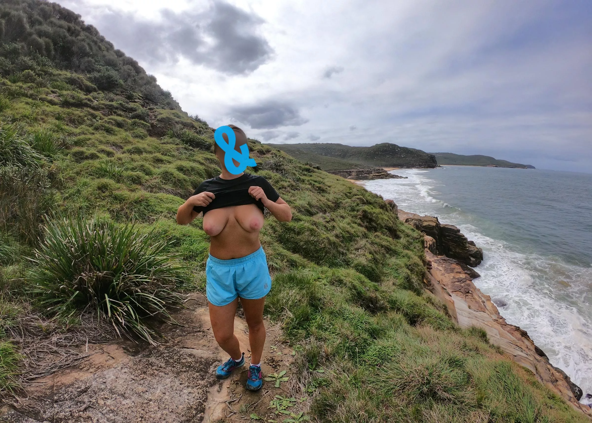 Would you go with me for the coastal walk?  posted by pluggedprincess_69