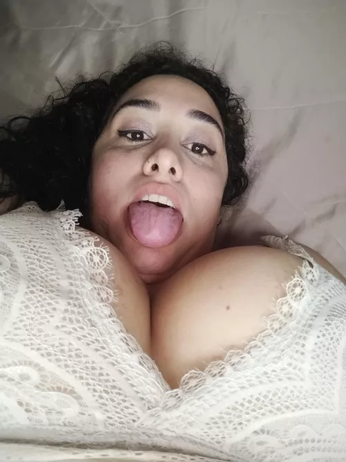 Yummyyyyyyy miiiiilllk🤤 by Dita_Spicy