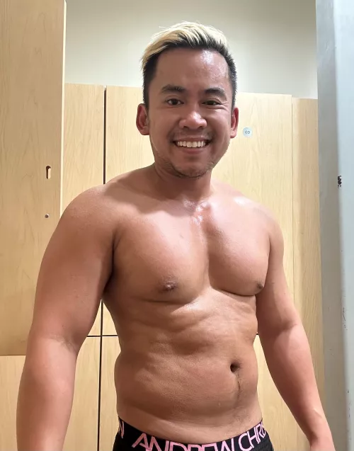 Am I the awkward asian who went blonde but shouldn’t have? by titetan