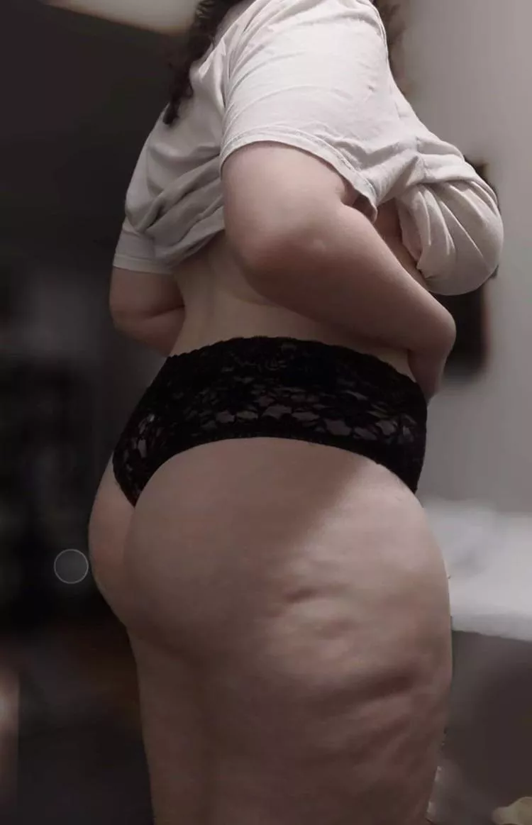 Am I your fantasy? posted by Full_figured_vixen