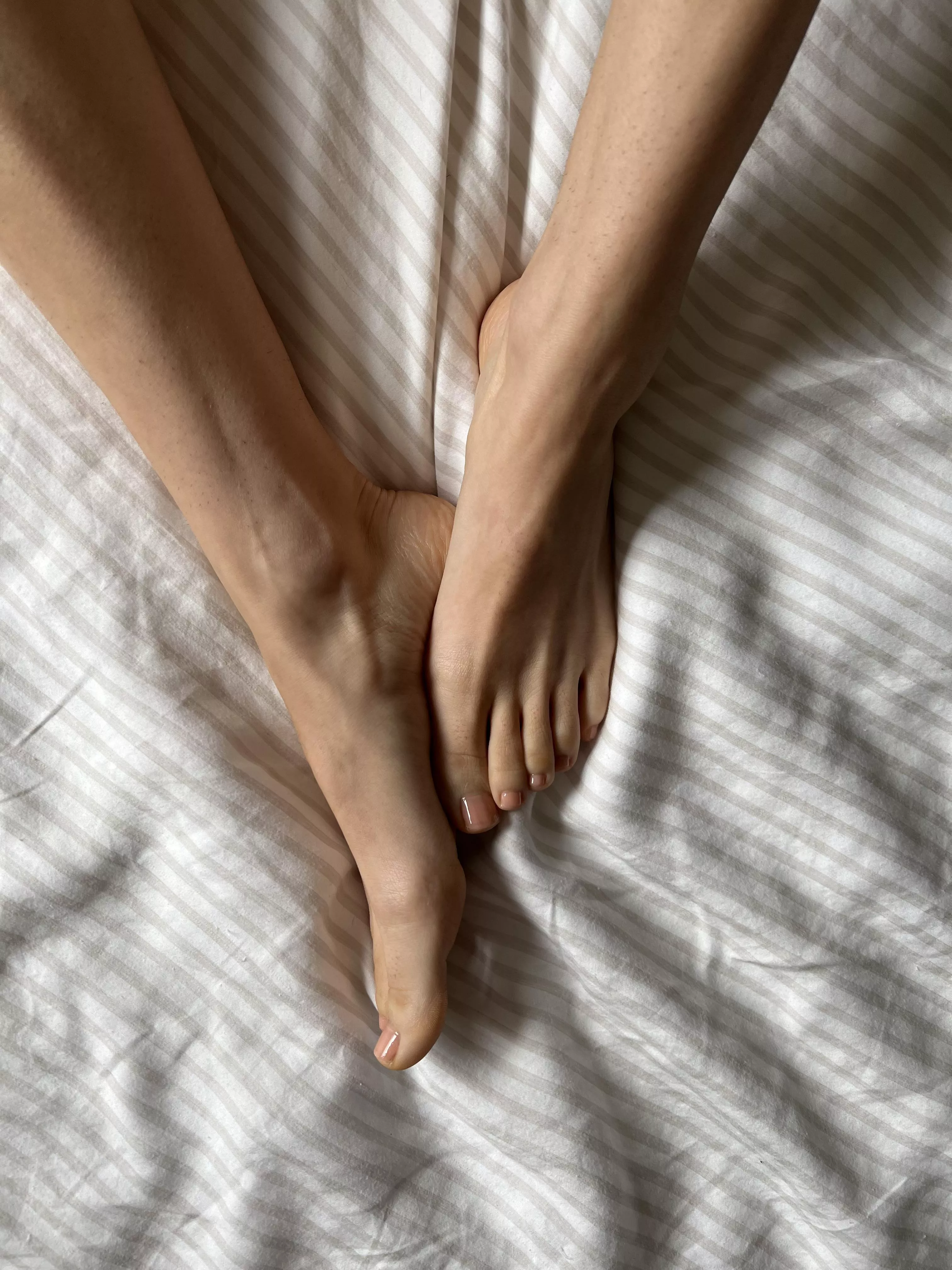 are my feet pretty? posted by secretaccount10107