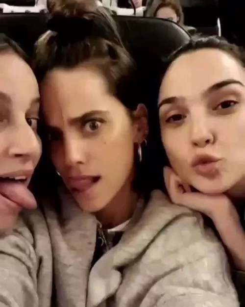 Besties by agent_zero43